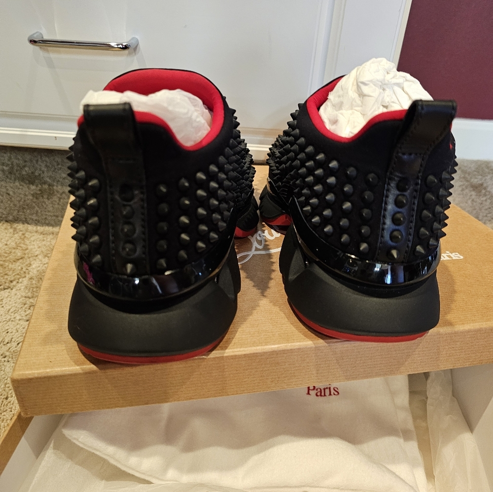 Shoes - Picture 6 of 10